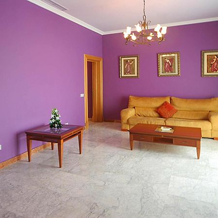 Villa With 4 Bedrooms In Las Lagunas De Mijas, With Wonderful Mountain Екстериор снимка