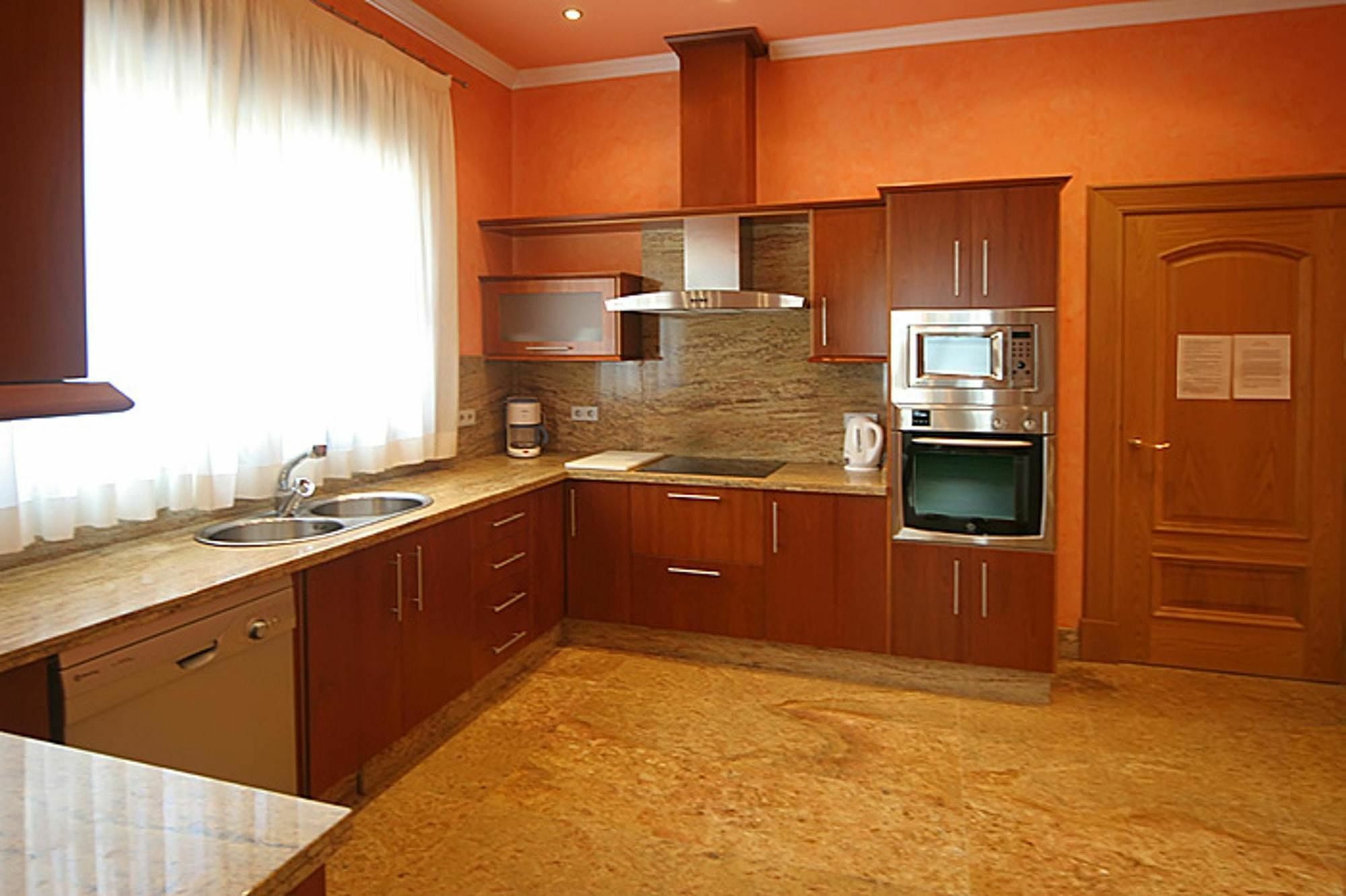 Villa With 4 Bedrooms In Las Lagunas De Mijas, With Wonderful Mountain Екстериор снимка